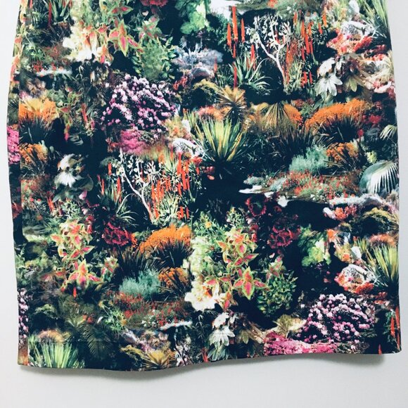 Mario Serrani Paradisical Garden Print Italian Pencil Skirt - Picture 5 of 15